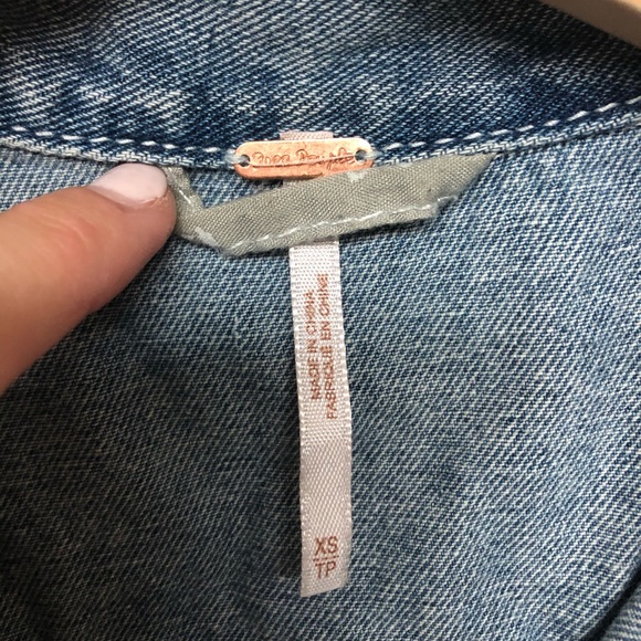 | Free People | Jean Jacket. Size XS. - Picture 2 of 3